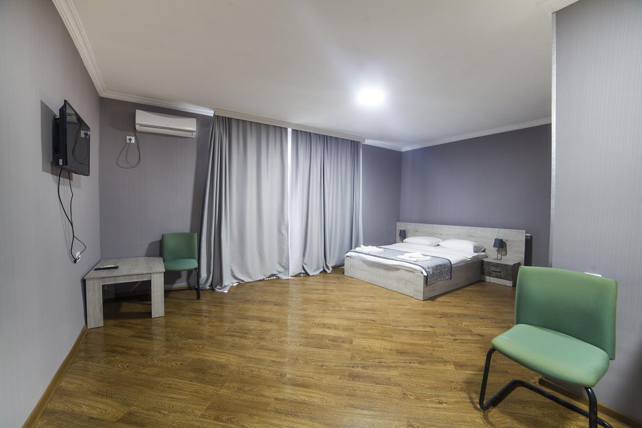 Vardzia Cave Hotel Aspindza Exteriör bild