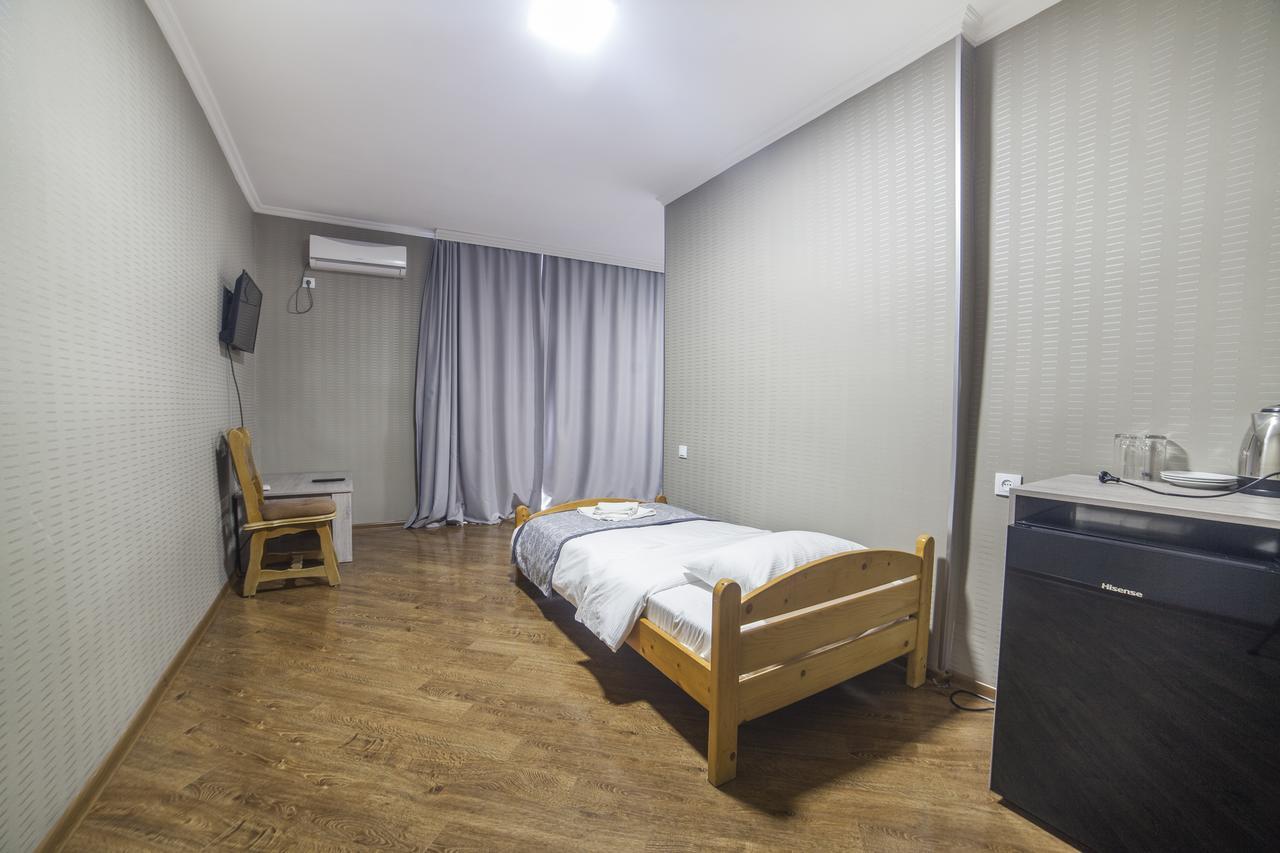 Vardzia Cave Hotel Aspindza Exteriör bild
