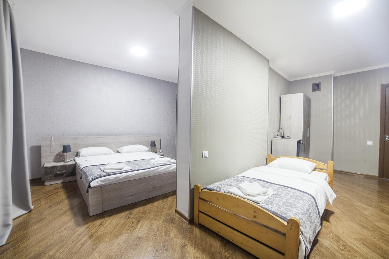 Vardzia Cave Hotel Aspindza Exteriör bild